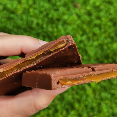 Tableta de Chocolate con Leche relleno con Almendras